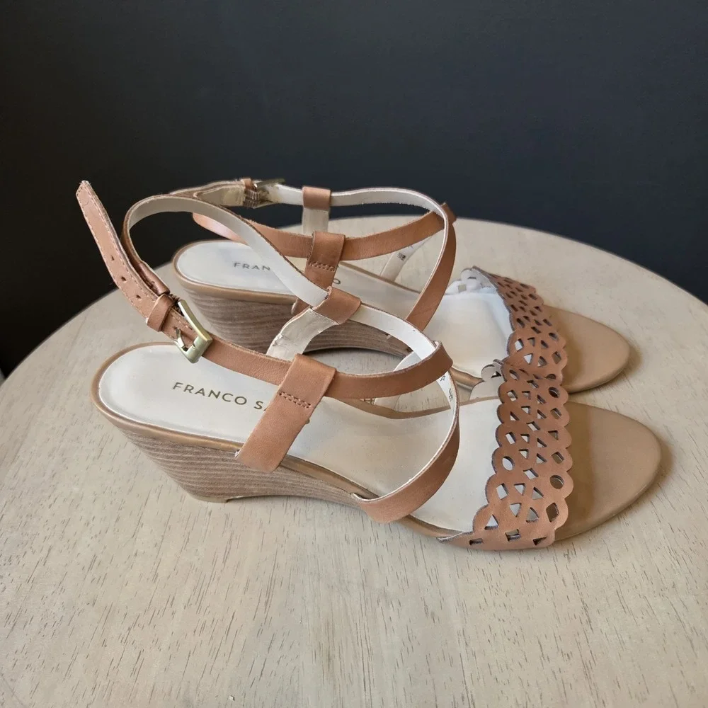 Franco Sarto Women's Trady Sandals 9M Brown Cut Out‎ Wedge Leather Adjustable